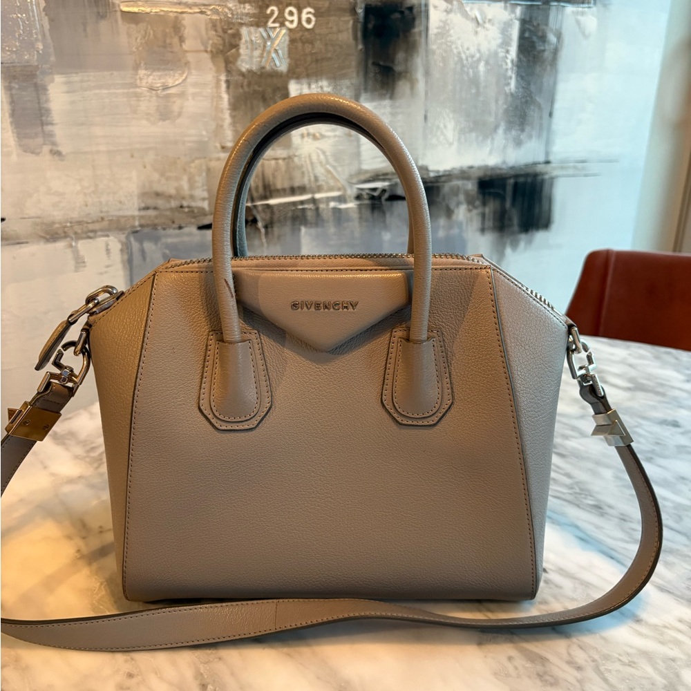 Givenchy Gray antigona